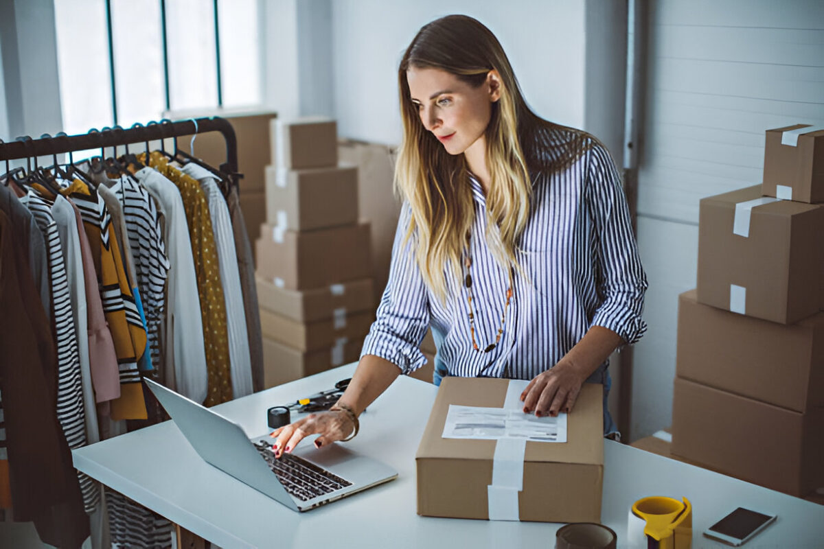 wholesale clothing distributors